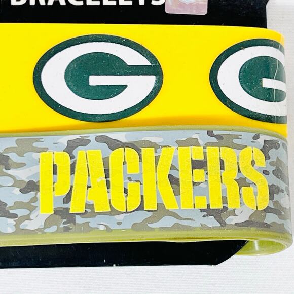 Green Bay Packers NFL Rubber Silicon Bracelet Wristband 2-Pack Thick New - Picture 2 of 3